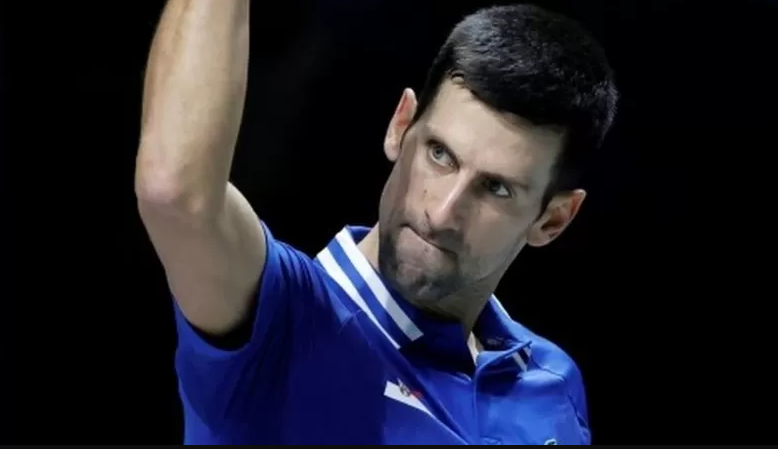 Novak Djokovic’in Avustralya vizesi iptal edildi, aşı karşıtı tenisçi gözetim altında tutuluyor