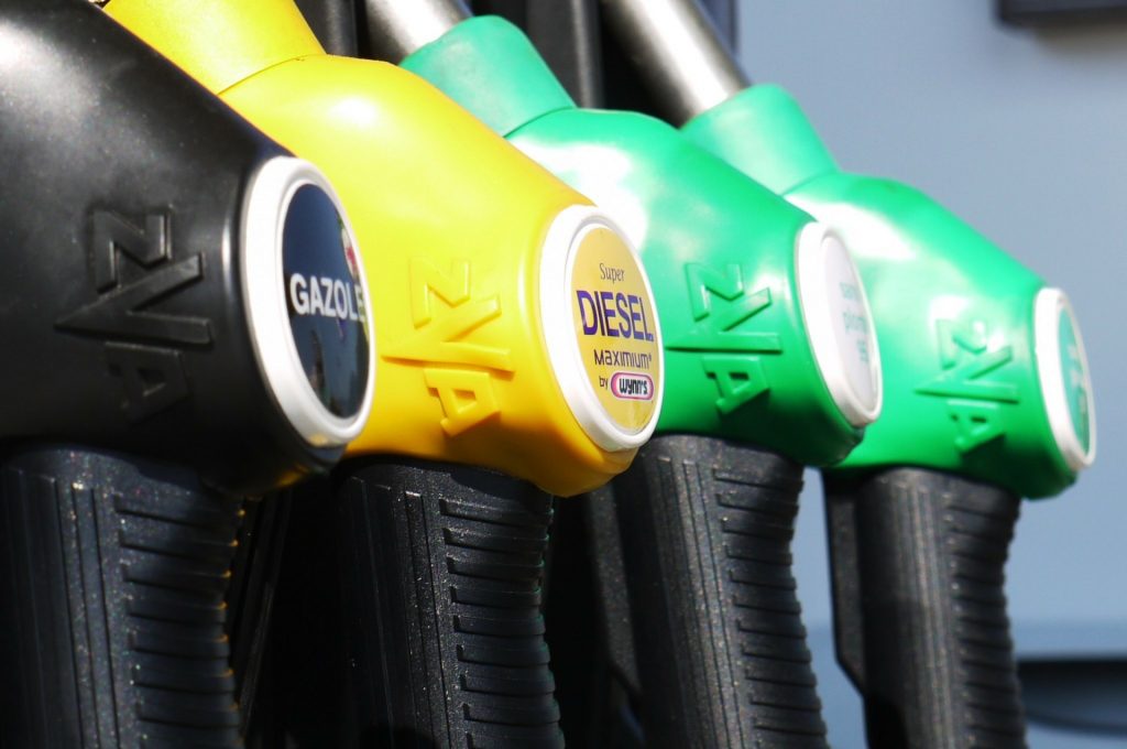 Petrol prices hit new high amid Ukraine tensions