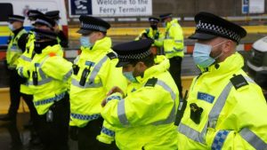 İngiliz polisinin hamile kadınlara sert güç kullanımı mercek altında