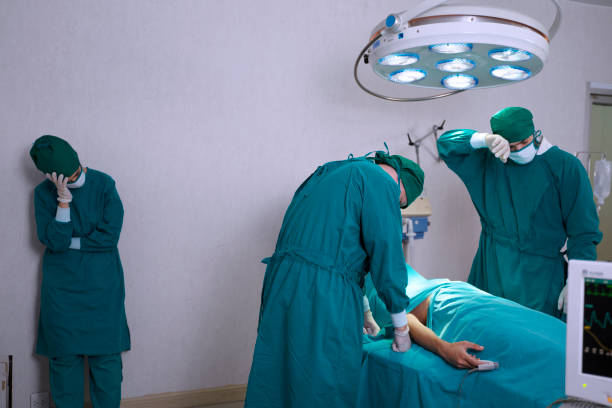 Covid geçirmiş kişilerin ameliyat olmak için 7 hafta beklemesi öneriliyor
