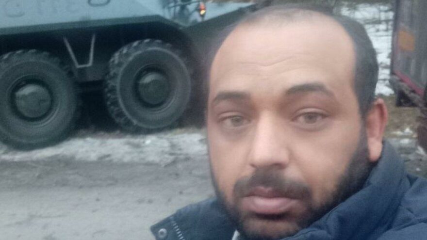 Ukrayna’ya giren Rusya tankı Türk vatandaşının tırına çarptı