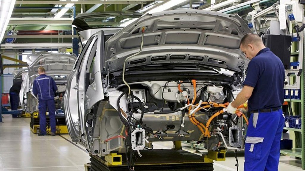 İngiltere’de otomobil üretimi düştü