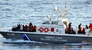 Yunanistan 3 Türk göçmen kaçakçısını tutukladı