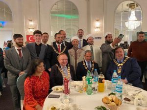 İslam Toplumu Milli Görüş iftar yemeği düzenledi