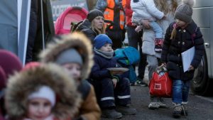 Ukrayna’da 4,8 milyon çocuk yerinden edildi
