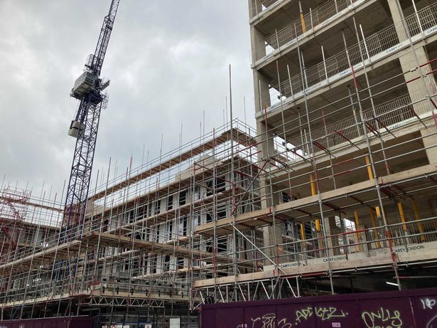 Güvenlik endişeleri nedeniyle Hackney’de yeni yapılan daireler yeniden inşa edilecek