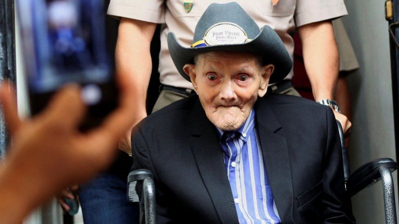 Dünyanın en yaşlı erkeği 113’üncü yaş gününü kutladı