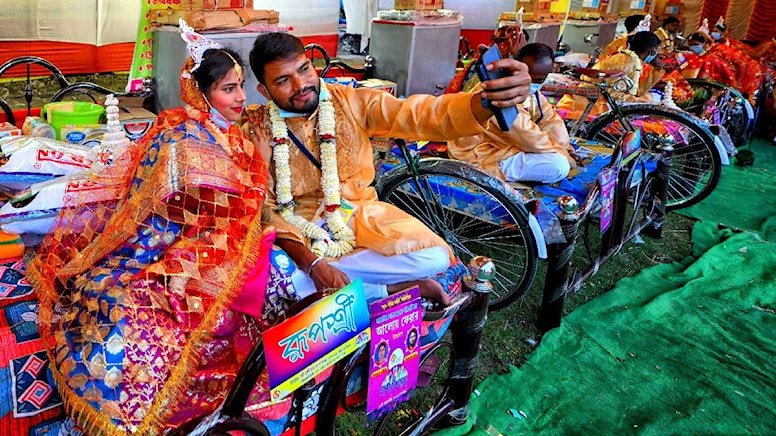 Toplu düğün töreninde skandal: Kız kardeşler yanlış damatla evlendi