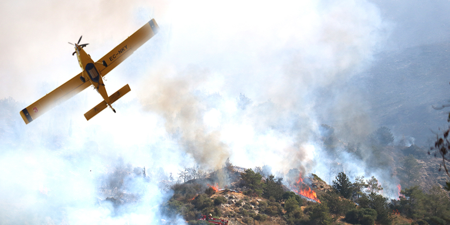 KKTC’de son yılların en büyük orman yangını devam ediyor