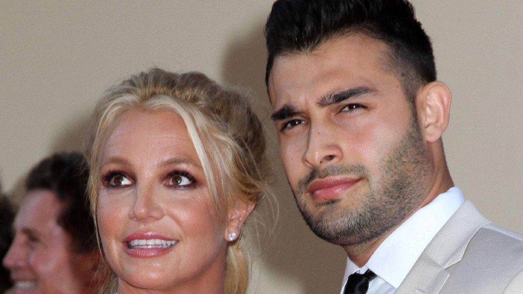 Britney Spears ve Sam Asghari: “Peri masalında yaşıyor gibiyiz”