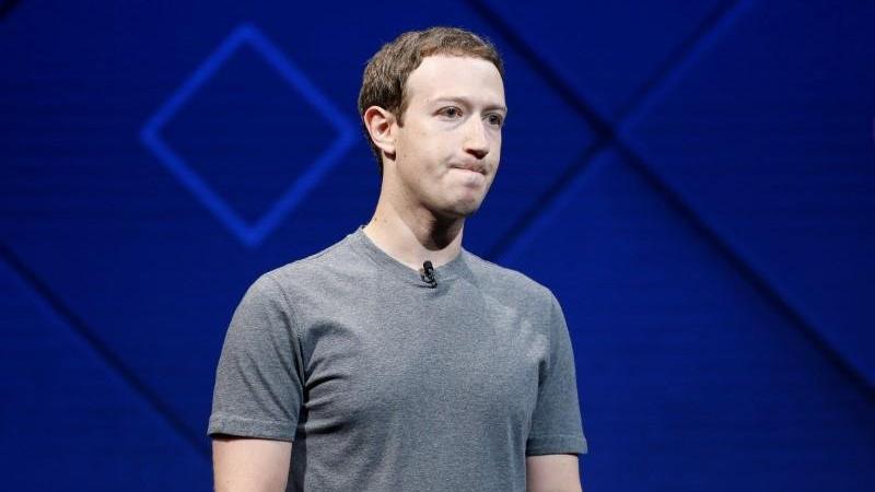 Zuckerberg’e sömürü suçlaması