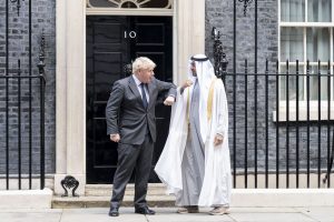 Muhammed bin Zayid ve İngiltere Başbakanı ikili ilişkileri, karşılıklı çıkar konularını görüştü