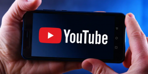 YouTube, İngiltere’de çocukların verilerini topladığı ve işlediği gerekçesiyle şikayet edildi