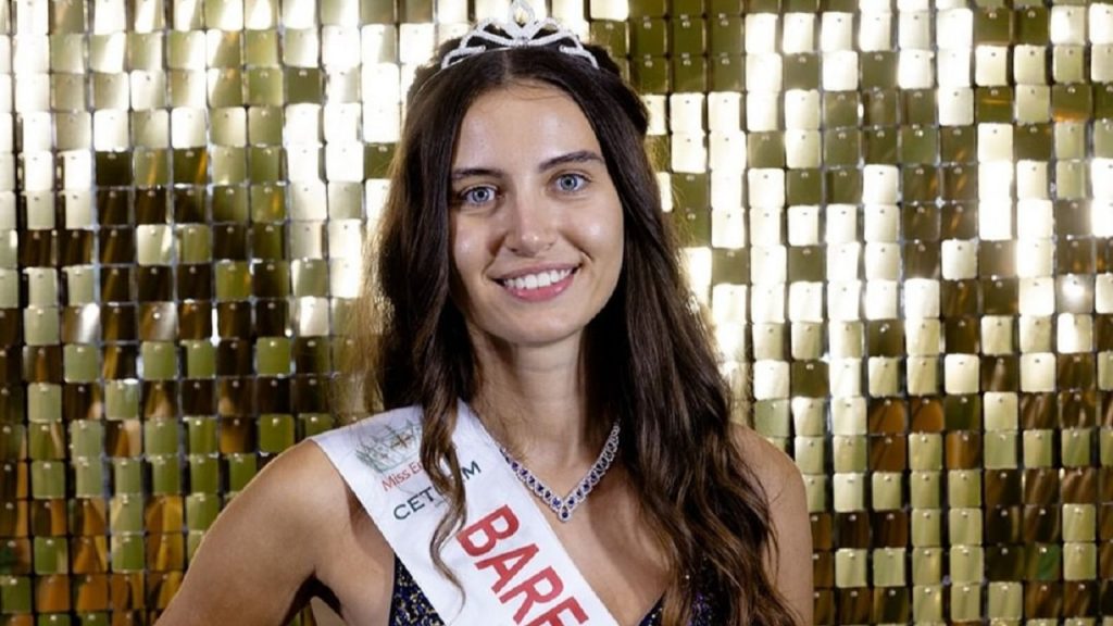 Miss England’a katılan Melisa Raouf 94 yıl sonra makyajsız yarışan ilk kişi oldu