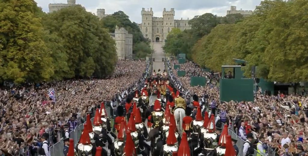 Windsor’da St. George Şapeli’nde Kraliçe için son tören yapılacak