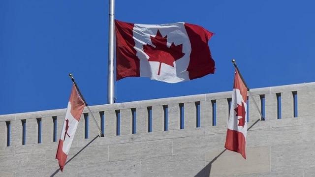 Kanada İngiltere monarşisiyle bağlarını koparmayı düşünmüyor