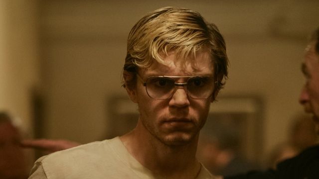 Seri katil Jeffrey Dahmer’ın hayranları babasını rahat bırakmıyor