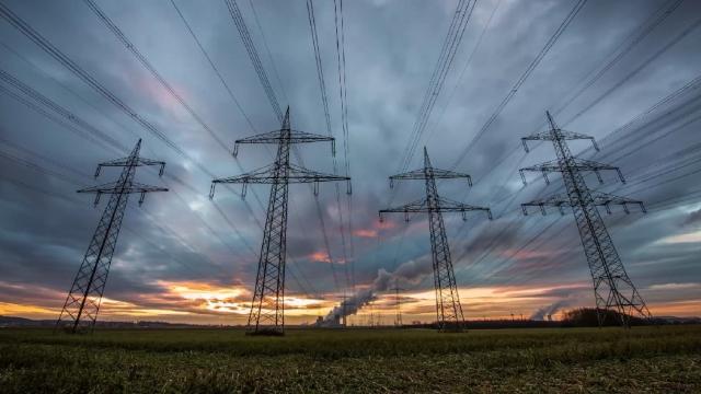 Financial Times: Almanya, komşularına elektrik ihracatını kesebilir