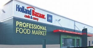 Holland Bazaar, Croydon şubesinde ticaret etkinliği düzenliyor
