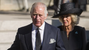 Charles’ın taç giyme törenini kutlamak için 8 Mayıs tarihi resmi tatil ilan edildi