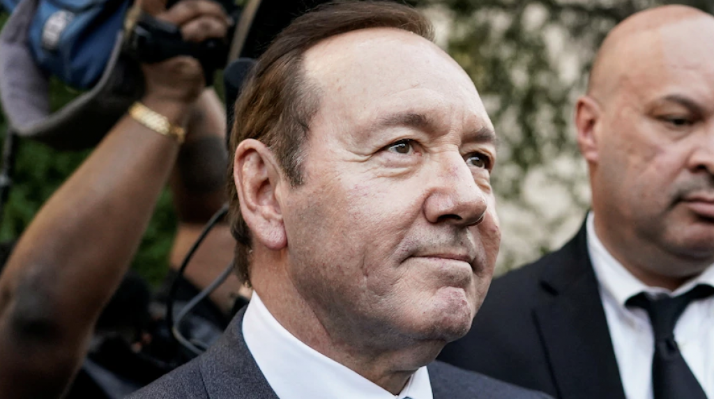 Kevin Spacey Londra’da 7 yeni cinsel taciz suçlamasından hakim karşısına çıktı