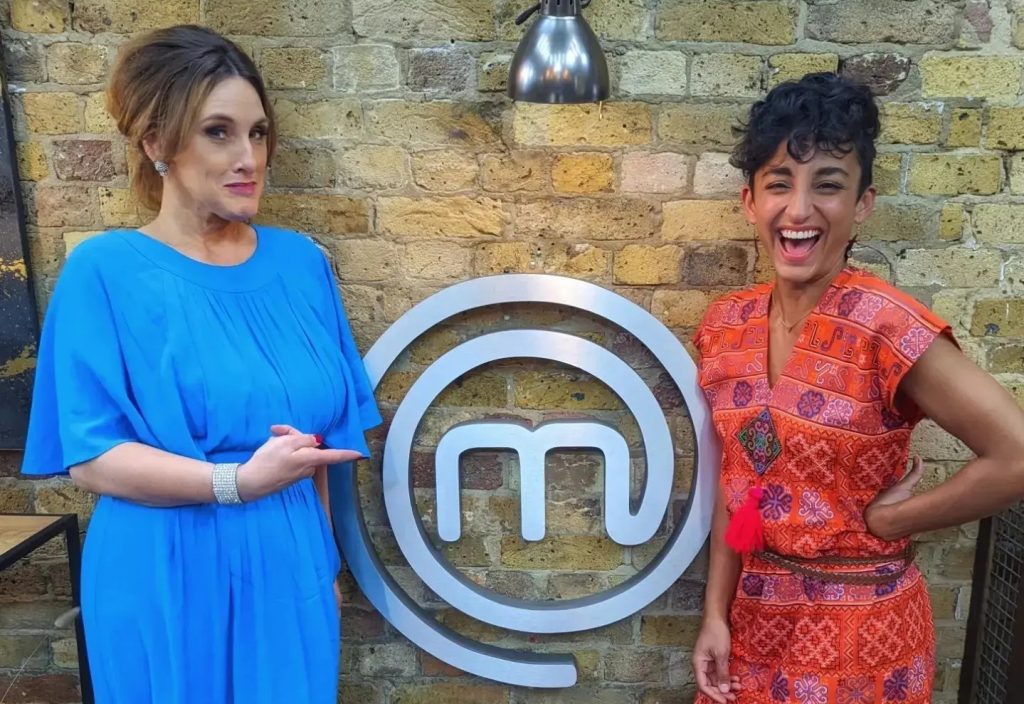 Leyla Kazım, BBC MasterChef’te yemek eleştirmeni olarak ilk kez sahneye çıktı