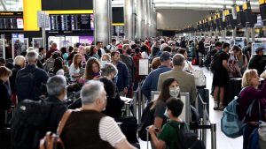 Heathrow Havaalanı’ndaki 72 saatlik grev devam ediyor