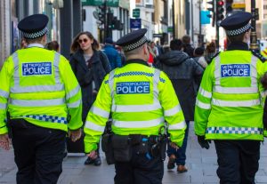 Met Polisi: Londra’nın tüm ilçeleri kıdemli memur alacak