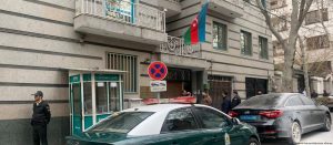 Azerbaycan’ın Tahran Büyükelçiliğine silahlı saldırı