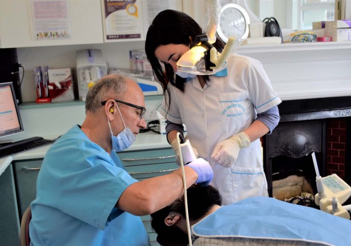 Haringey Duckett Dental Surgery artık haftanın 7 günü açık ve NHS hastalarını kabul ediyor
