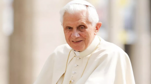 Papa 16. Benedikt yaşamını yitirdi