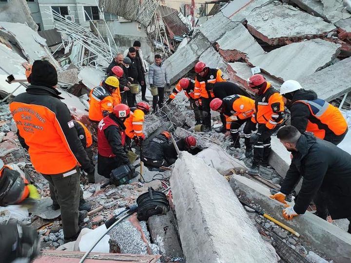 Depremde hayatını kaybedenlerin sayısı 18 bin 342’ye yükseldi