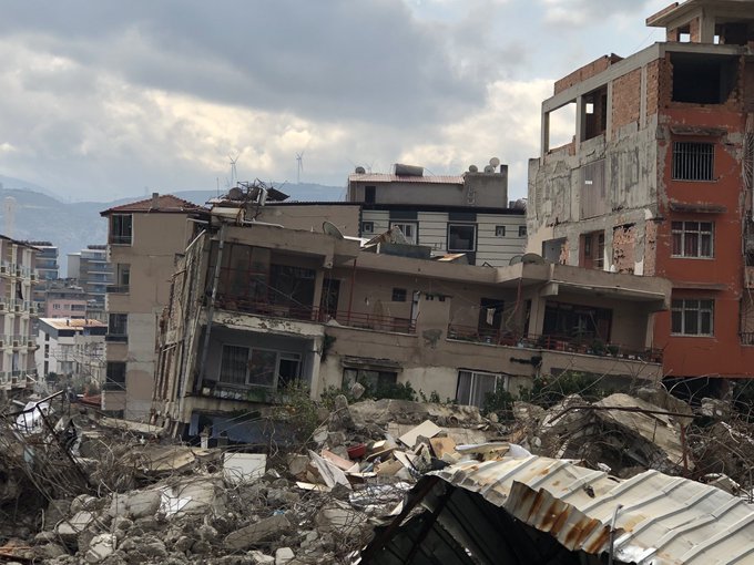 Deadly new tremor causes more devastation to Hatay province