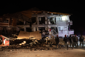 Hatay’daki art arda depremlerde 6 can kaybı, 294 yaralı