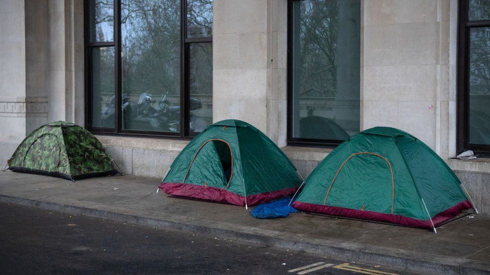 Lewisham Belediyesi, evsiz aileler için 300 ev almaya hazırlanıyor
