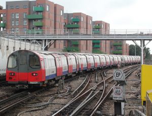 Londra’daki mahalle sakinleri tren seslerinden şikayetçi