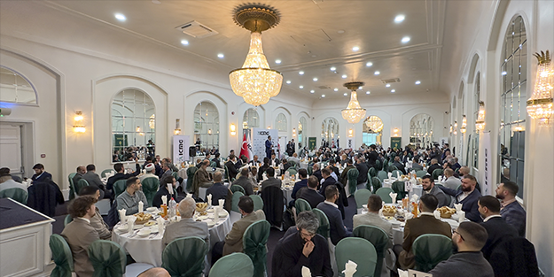 İslam Toplumu Milli Görüş Teşkilatı İngiltere Bölgesi, Londra’da iftar programı düzenledi