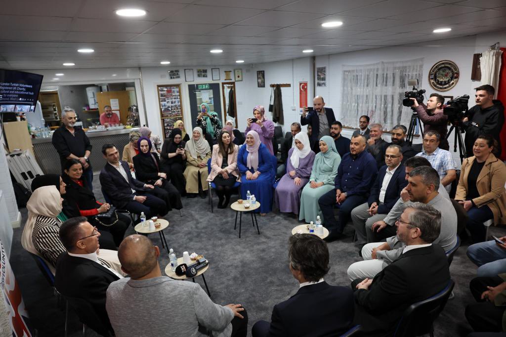 Turkish Vice President visited West London Turkish Volunteers Association