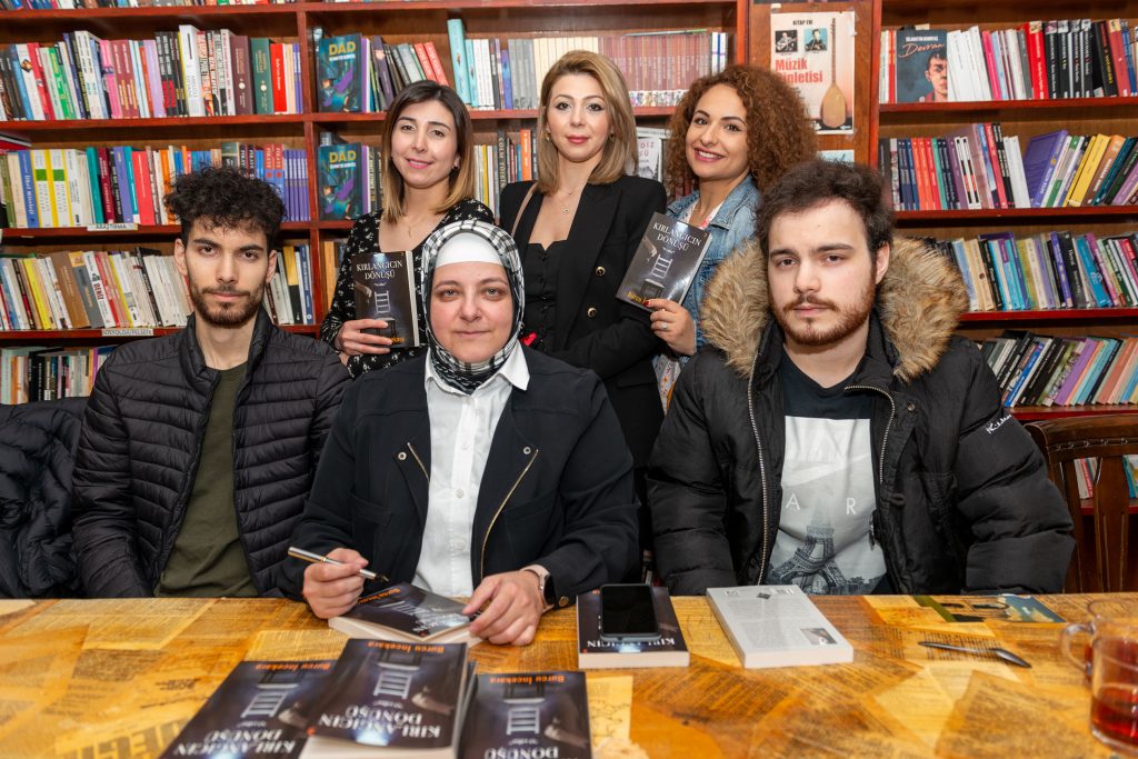 Award for Burcu İncekara’s first book The Return of the Swallow