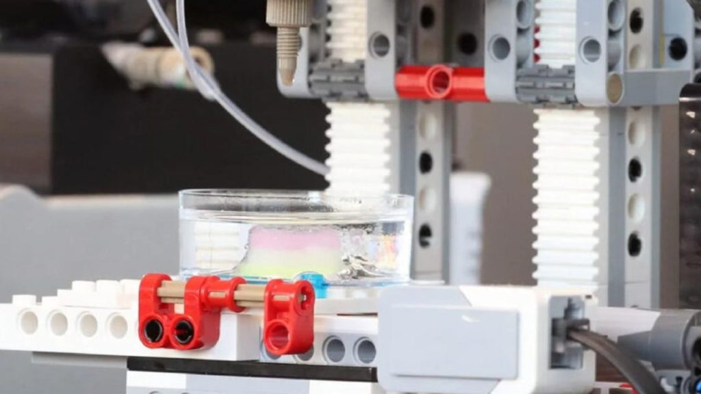 Legolardan yapılan bio yazıcı ile deri hücreleri üretildi