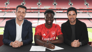 Arsenal, Bukayo Saka’nın sözleşmesini yeniledi