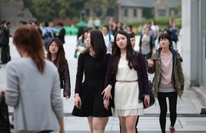 Güney Kore’de herkes 1-2 yaş gençleşti