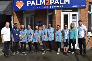 Palm2Palm: 16 yıllık deneyime sahip aile işletmesi evde bakım hizmetleri sunuyor