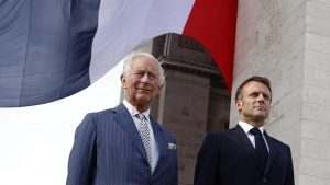 Macron, İngiltere Kralı 3. Charles’ın Fransa ziyaretini dostluk göstergesi olarak nitelendirdi