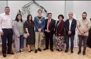 Haringey Belediyesi, Ingiltere Alevi Kültür Merkezi ve Cemevi yönetimini ağırladı