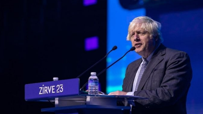 Boris Johnson: İngiltere’nin ilk Türk kökenli başbakanı oldum