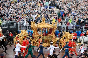 Kral Charles’ın taç giyme törenini 12 milyon kişi izlemiş