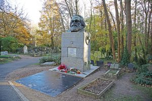 Londra’da Karl Marx’ın yanına gömülmenin bedeli 30 bin dolar