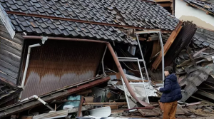 Japonya’daki depremde yüzlerce kişinin kayıp olduğu aktarıldı
