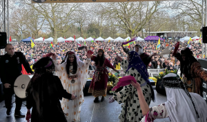 Londra’da Binlerce Kişi Newroz Kutlamasına Katıldı